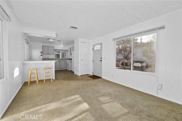 Detail Gallery Image 7 of 20 For 391 Montclair Dr #17,  Big Bear City,  CA 92314 - 2 Beds | 1 Baths