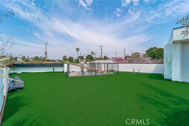 Detail Gallery Image 24 of 29 For 2828 London St #308,  Los Angeles,  CA 90026 - 2 Beds | 2 Baths