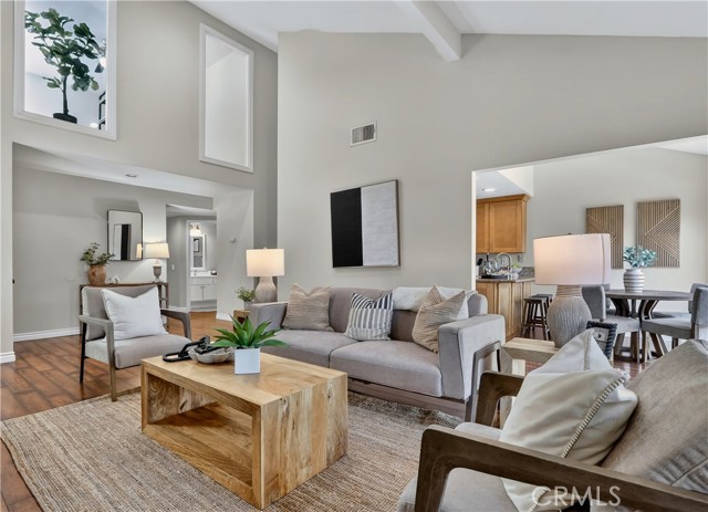 Detail Gallery Image 7 of 52 For 21016 Champlain, Lake Forest,  CA 92630 - 3 Beds | 2 Baths