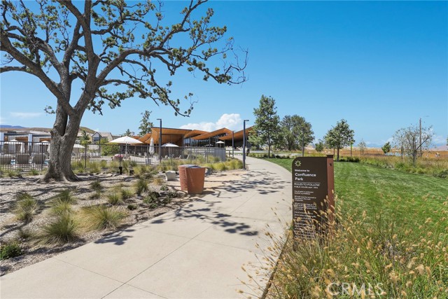27124 Purple Sage Court, Valencia CA: https://media.crmls.org/medias/ba6edc35-6b2b-48af-a99a-7393343d0750.jpg