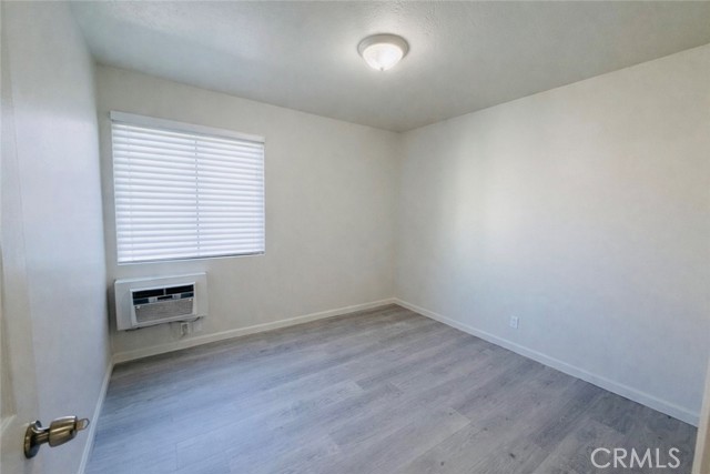 Detail Gallery Image 7 of 15 For 15247 Acre St #C,  North Hills,  CA 91343 - 2 Beds | 1 Baths