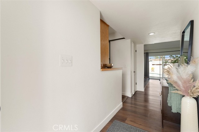 Detail Gallery Image 6 of 46 For 1675 W Mells, Anaheim,  CA 92802 - 4 Beds | 2/1 Baths