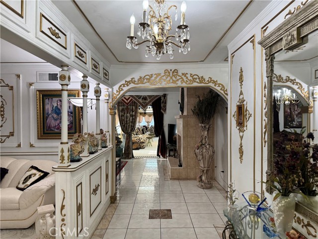2064 E Campus Way, Hemet CA: https://media.crmls.org/medias/ba70fae1-4e7d-400f-be1f-0f0470a3982a.jpg