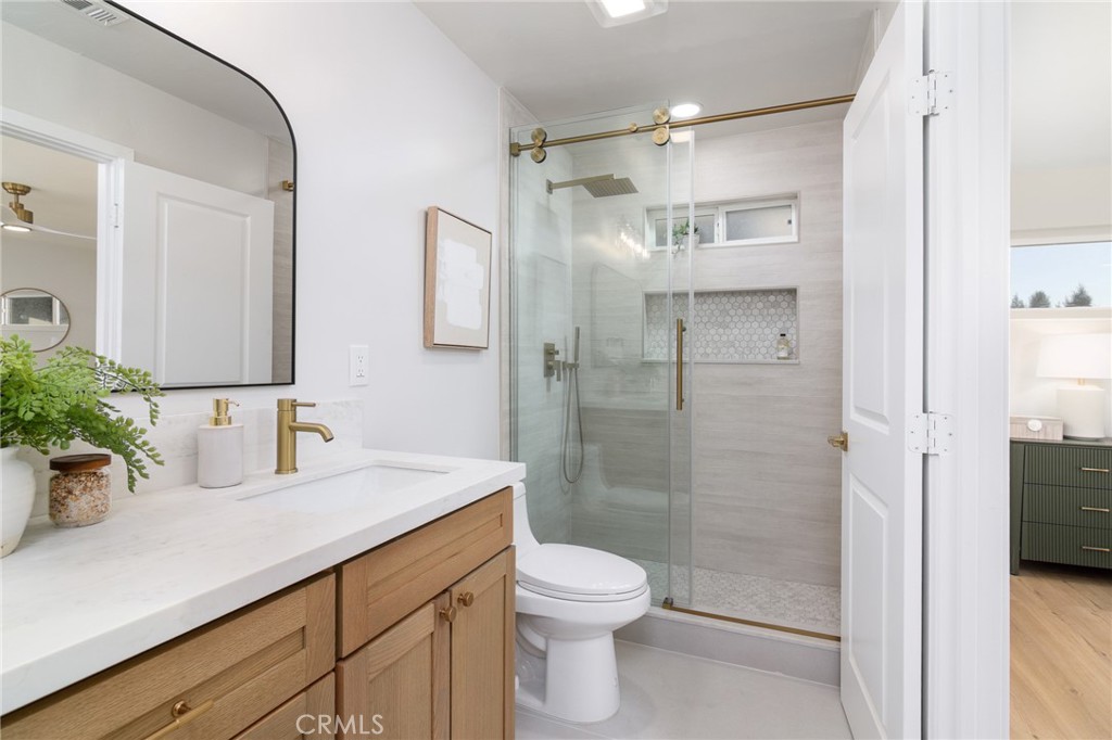 5996 College Ave - photo 17