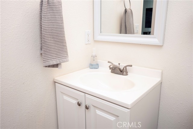 1586 W Mcwethy Street, Rialto CA: https://media.crmls.org/medias/ba715467-93a6-432f-8676-4ed12f6d9963.jpg