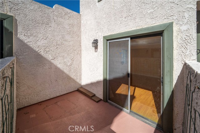 6101 Fulton Avenue, 9 photo 10