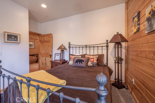 Detail Gallery Image 38 of 67 For 1046 Heritage, Big Bear City,  CA 92314 - 5 Beds | 4/1 Baths