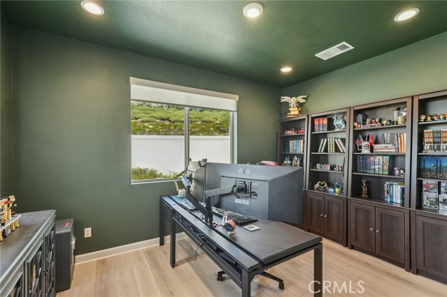 Detail Gallery Image 13 of 53 For 39470 Sagewood, Temecula,  CA 92591 - 5 Beds | 4/1 Baths