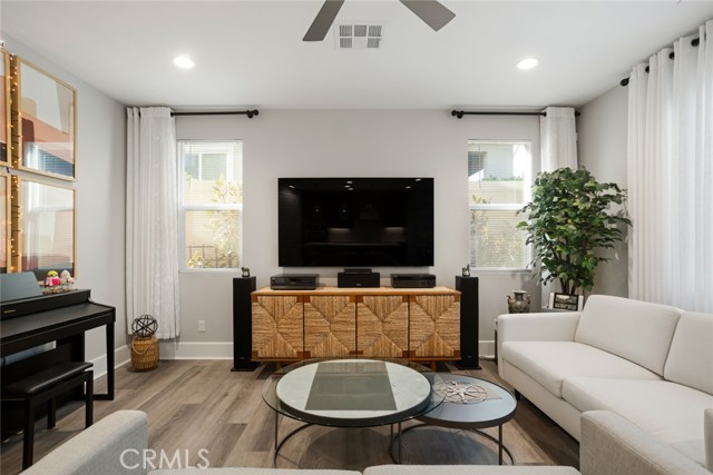 Detail Gallery Image 12 of 45 For 32234 Bullard St, Menifee,  CA 92584 - 4 Beds | 3/1 Baths