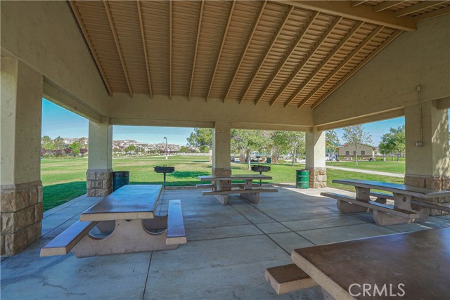 Detail Gallery Image 39 of 56 For 28267 N via Sonata Dr, Valencia,  CA 91354 - 3 Beds | 3 Baths