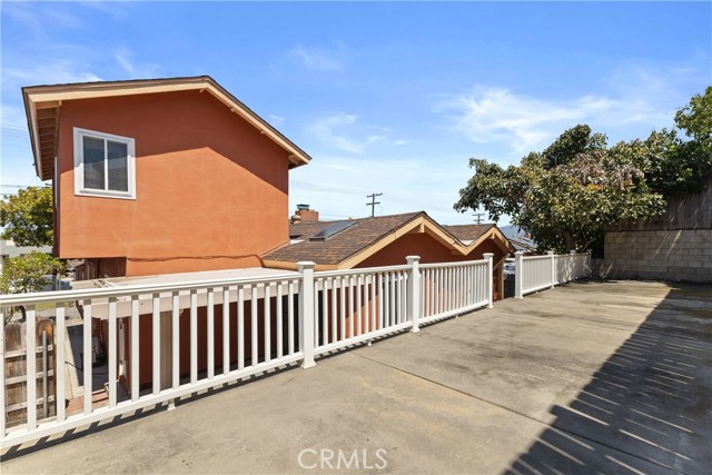 7417 Gribble Street, San Diego CA: https://media.crmls.org/medias/ba7376c3-b9bc-4453-a3c2-da237eb99e4f.jpg