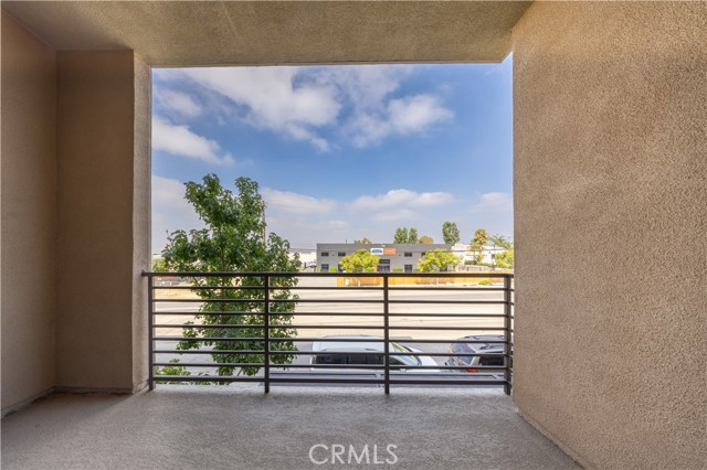 Detail Gallery Image 6 of 26 For 718 Central Ave, Upland,  CA 91786 - 3 Beds | 3/1 Baths