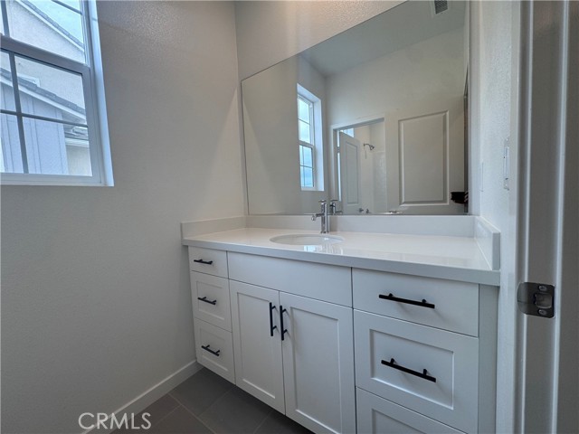 12865 Denali Way, Eastvale CA: https://media.crmls.org/medias/ba75869f-a245-4d19-b606-0f1c6faec529.jpg