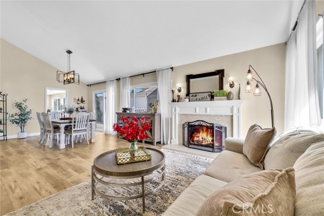 Image 5 of 35 For 6437 Calle Del Norte