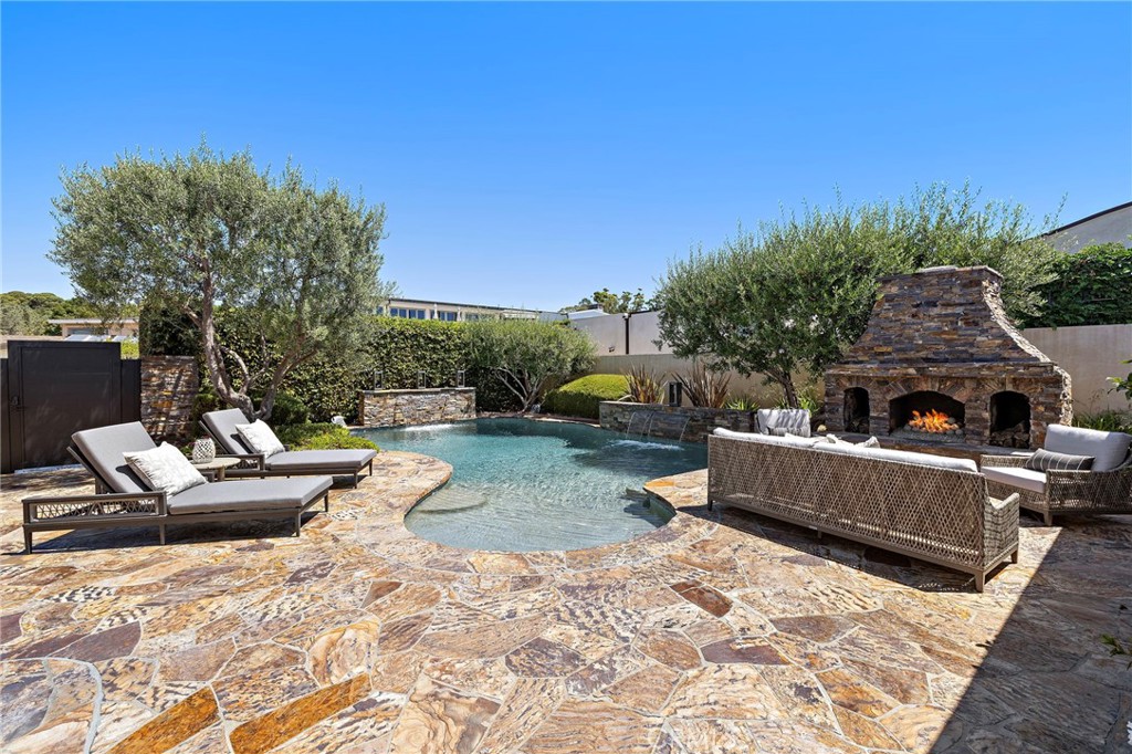 Ba7686d1 Fc56 4eda Bf7b Ebf6943e90d2