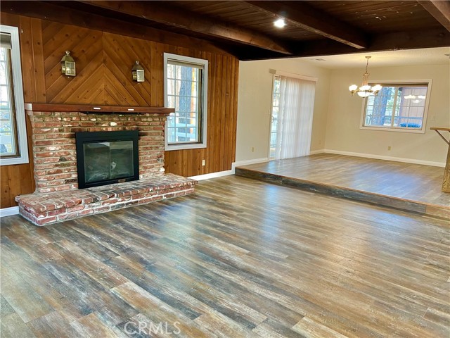 Detail Gallery Image 14 of 51 For 806 Mountain Ln, Big Bear City,  CA 92314 - 3 Beds | 2 Baths