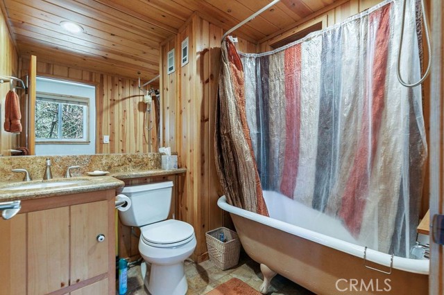 Detail Gallery Image 16 of 26 For 475 Blue Jay Canyon Rd, Blue Jay,  CA 92317 - 2 Beds | 2/1 Baths
