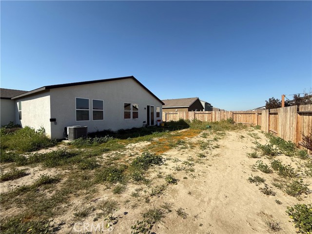 Detail Gallery Image 7 of 8 For 7804 Rock Port Ave, Bakersfield,  CA 93313 - 4 Beds | 2 Baths