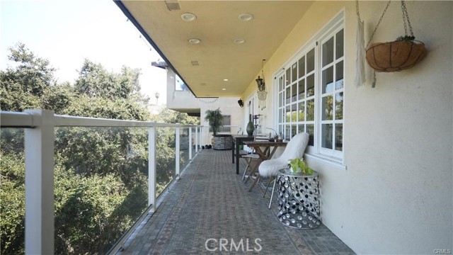 1537 Wildwood Drive, Eagle Rock CA: https://media.crmls.org/medias/ba780173-4b9c-46cf-b299-488a73357b64.jpg