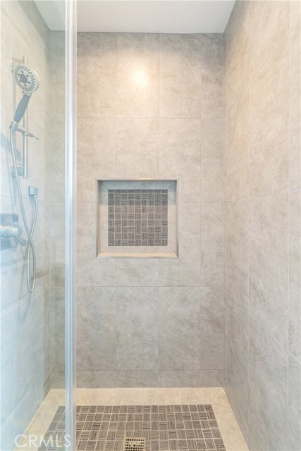 1934 Robinson Street, Redondo Beach, California 90278, 5 Bedrooms Bedrooms, ,2 BathroomsBathrooms,Residential,Sold,Robinson,SB17235587