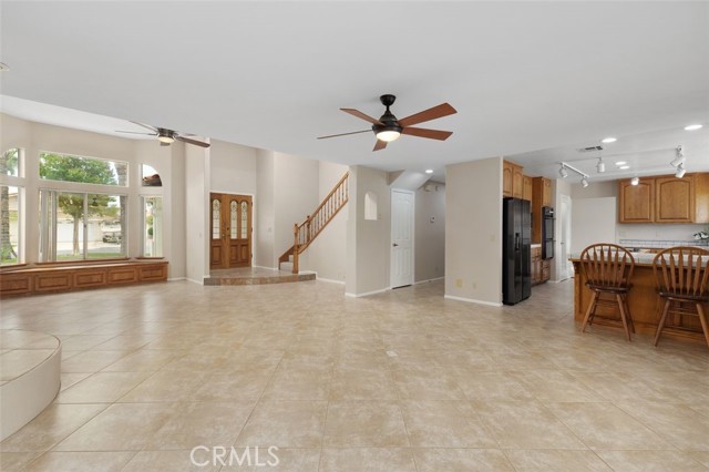 Detail Gallery Image 10 of 46 For 30220 Red Lure Pl, Canyon Lake,  CA 92587 - 3 Beds | 3 Baths