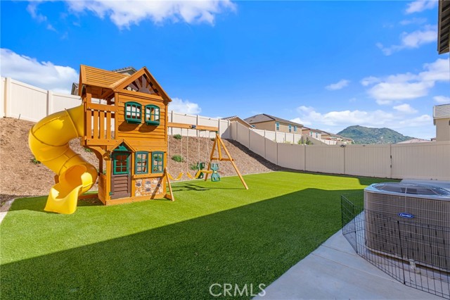 Detail Gallery Image 35 of 37 For 25576 Cetara, Homeland,  CA 92548 - 5 Beds | 3 Baths