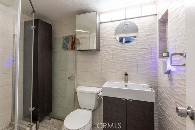 Detail Gallery Image 28 of 46 For 645 Chestnut Avenue #106,  Long Beach,  CA 90802 - 2 Beds | 2 Baths