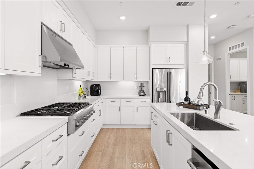 MLS #OC26146793 image #17