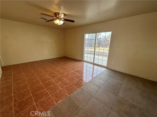 Detail Gallery Image 10 of 47 For 3112 Pioneer Dr, Bakersfield,  CA 93306 - 4 Beds | 2 Baths