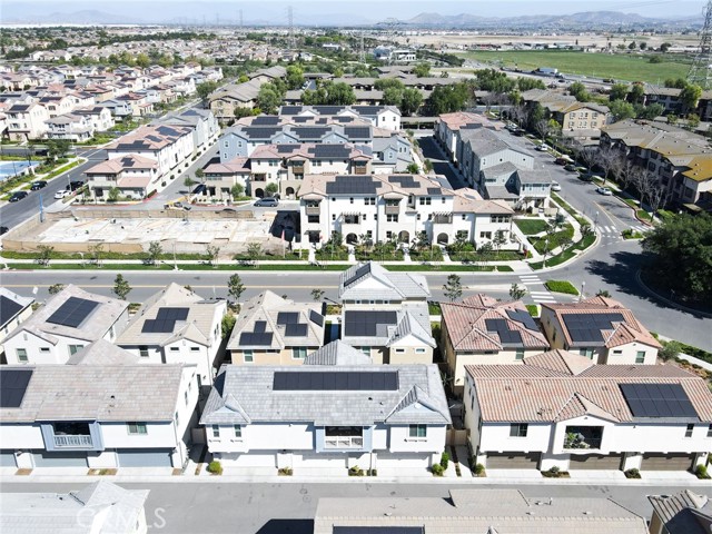 Detail Gallery Image 34 of 38 For 16272 Meadowhouse, Chino,  CA 91708 - 3 Beds | 3/1 Baths