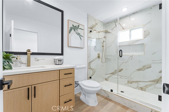 325 S Valley Street, Anaheim CA: https://media.crmls.org/medias/ba79e028-ce28-42f9-82b9-fd694b2aa362.jpg