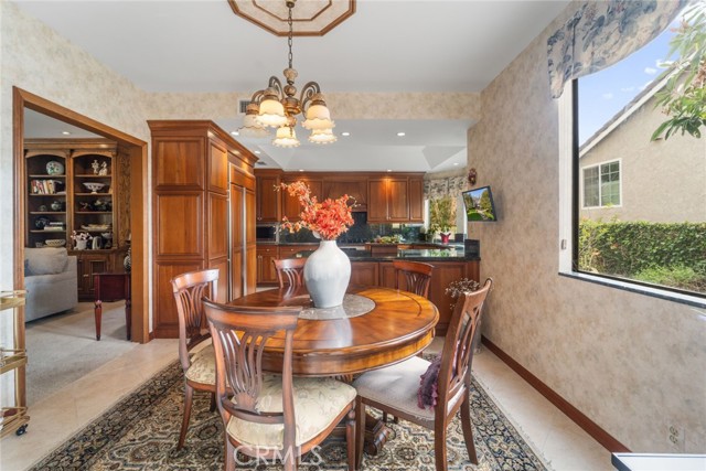 29628 Woodbrook Dr, Agoura Hills CA: https://media.crmls.org/medias/ba7a11ae-4b6c-4214-88c8-e54c4bd1cc7a.jpg