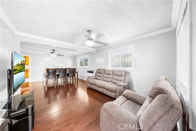 157 E 70th Street, Los Angeles CA: https://media.crmls.org/medias/ba7a2ab2-fa23-4514-8b69-91673aef185c.jpg