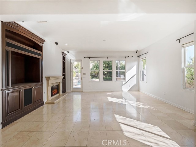 12800 Via Donatello, Porter Ranch CA: https://media.crmls.org/medias/ba7a4931-975c-4dd8-92b0-3452b48e6f6d.jpg