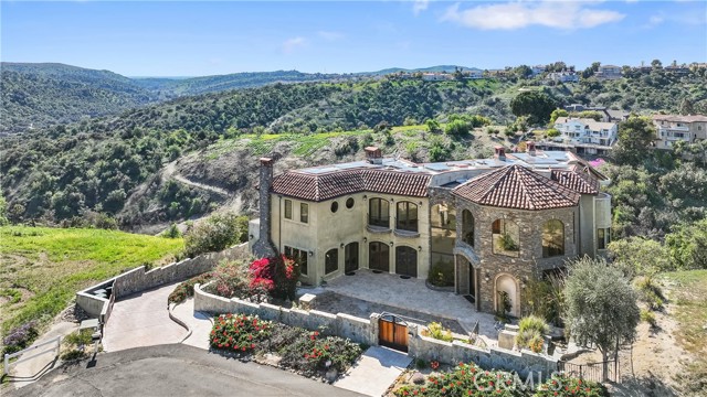2695 Shady Ridge Lane, Diamond Bar CA: https://media.crmls.org/medias/ba7a6011-1fca-49ab-8ed0-17064bb07c0b.jpg