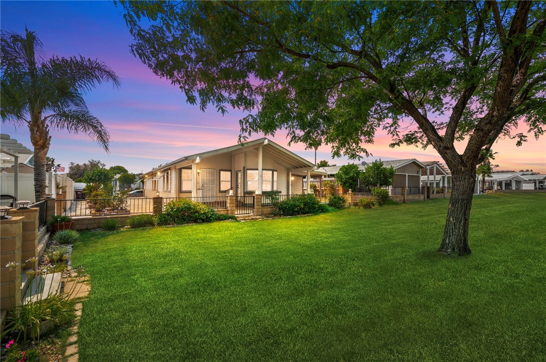 Detail Gallery Image 1 of 1 For 28871 Camino Alba, Murrieta,  CA 92563 - 3 Beds | 2 Baths