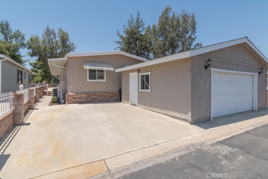 1329 Lodgepole Drive