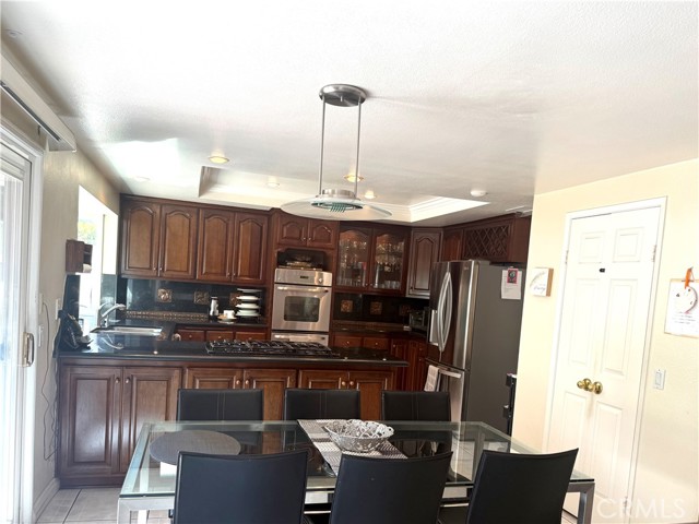 Detail Gallery Image 10 of 43 For 12558 Corellian Ct, Cerritos,  CA 90703 - 4 Beds | 3 Baths