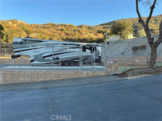 Detail Gallery Image 23 of 36 For 7300 Santa Susana Pass Rd, Simi Valley,  CA 93063 - 3 Beds | 2/1 Baths
