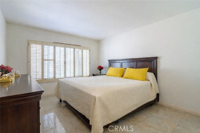 Detail Gallery Image 12 of 30 For 18237 Solano River Ct, Fountain Valley,  CA 92708 - 2 Beds | 2 Baths
