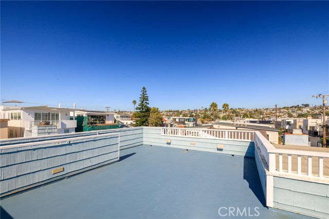 Detail Gallery Image 7 of 39 For 314 Longfellow Avenue, Hermosa Beach,  CA 90254 - 3 Beds | 3 Baths