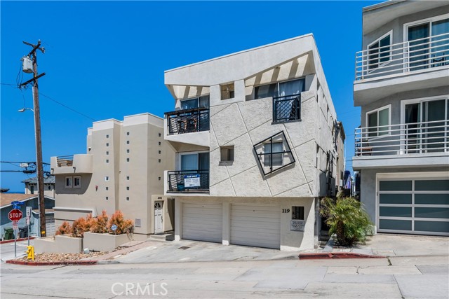 119 40th Street, Manhattan Beach, California 90266, ,Residential Income,Sold,40th,PW24094707