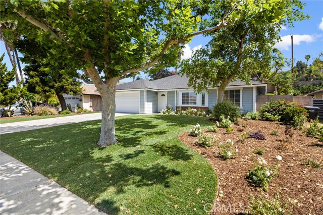 Detail Gallery Image 1 of 36 For 927 Sharp Pl, Pomona,  CA 91768 - 3 Beds | 2 Baths