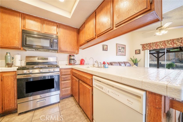 Detail Gallery Image 9 of 28 For 23540 Swan St, Moreno Valley,  CA 92557 - 4 Beds | 2 Baths