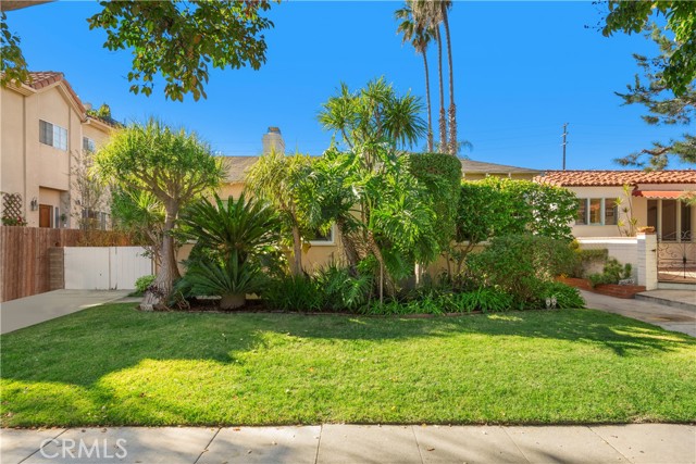 Detail Gallery Image 17 of 25 For 2332 20th St, Santa Monica,  CA 90405 - – Beds | – Baths