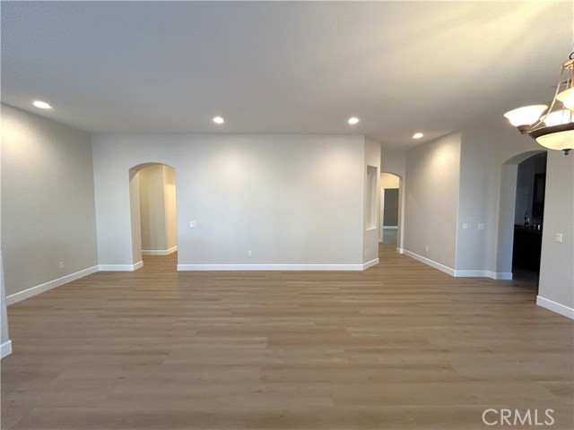 3174 Via Mazatlan, Corona CA: https://media.crmls.org/medias/ba7dfb92-6eb4-451c-a5fc-6437ebfc6bbc.jpg
