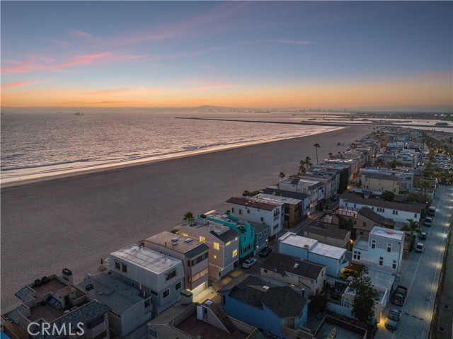 52 Surfside Avenue # A, Surfside (seal Beach), California 90743, 3 Bedrooms Bedrooms, ,1 BathroomBathrooms,Residential,For Sale,52 Surfside Avenue # A,CRAR24191622