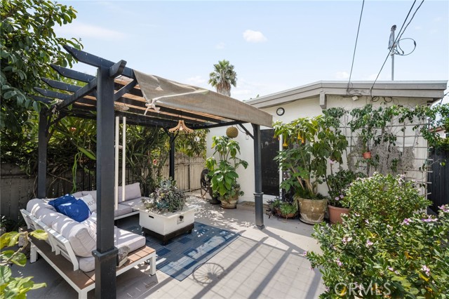 13628 S Mariposa Avenue, Gardena CA: https://media.crmls.org/medias/ba7eca75-7268-491f-9cf1-f2b30f5a180b.jpg