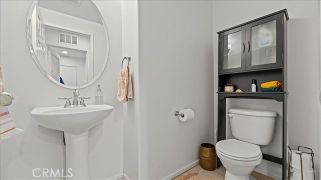 Detail Gallery Image 13 of 43 For 12533 Cipriano, Corona,  CA 91752 - 3 Beds | 2/1 Baths