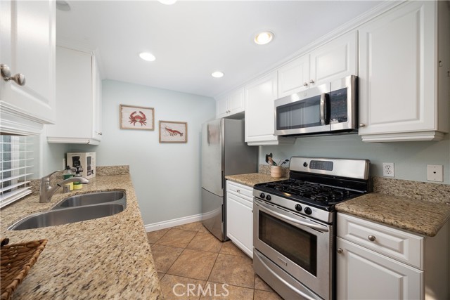 Detail Gallery Image 7 of 24 For 1128 Tait St #B,  Oceanside,  CA 92054 - 1 Beds | 1 Baths